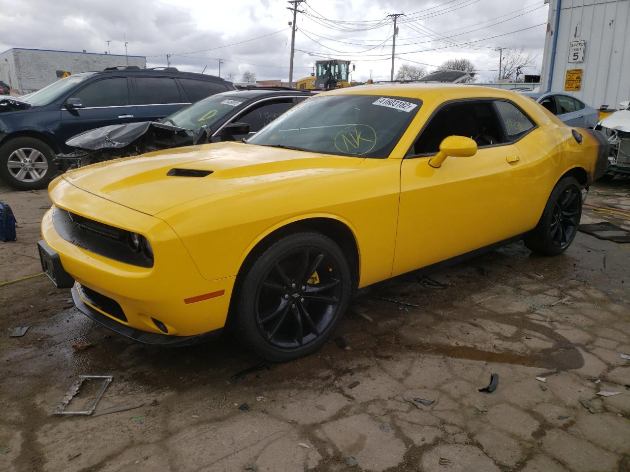 Photo 2 from auction – 2018 DODGE CHALLENGER with VIN 2C3CDZAG3JH333439
