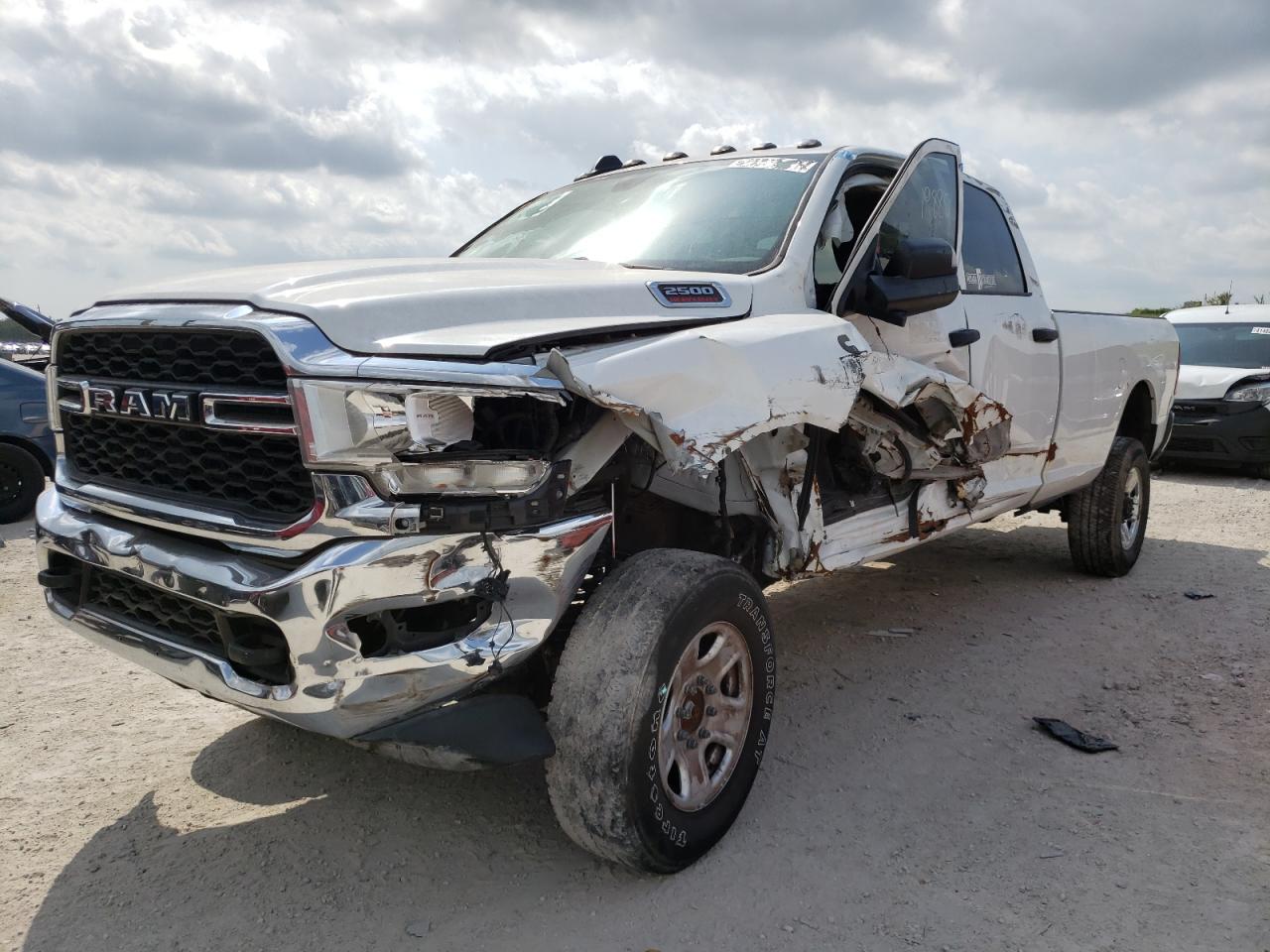 Photo 2 from auction – 2019 RAM 2500 TRADE with VIN 3C6UR5HL3KG674443