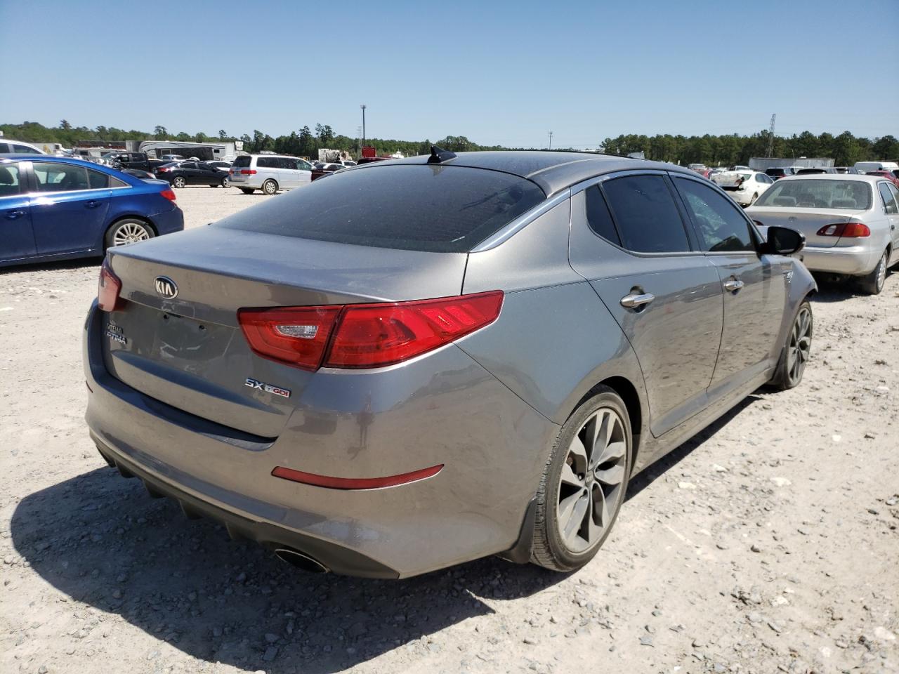 Photo 4 from auction – 2015 KIA OPTIMA SX with VIN 5XXGR4A62FG471217