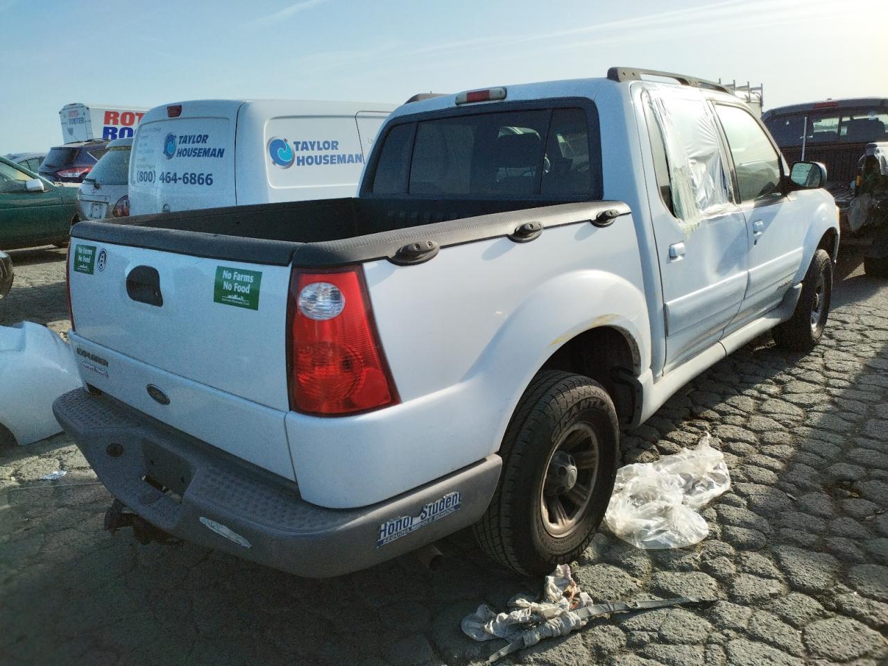 Photo 4 from auction – 2001 FORD EXPLORER S with VIN 1FMZU67E61UA21182