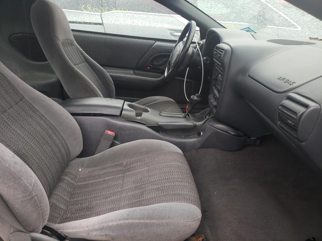 Photo 5 from auction – 1998 CHEVROLET CAMARO with VIN 2G1FP22K3W2153021