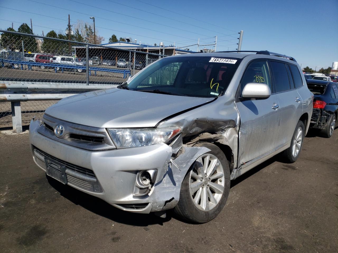 Photo 2 from auction – 2013 TOYOTA HIGHLANDER with VIN JTEDC3EH5D2018492