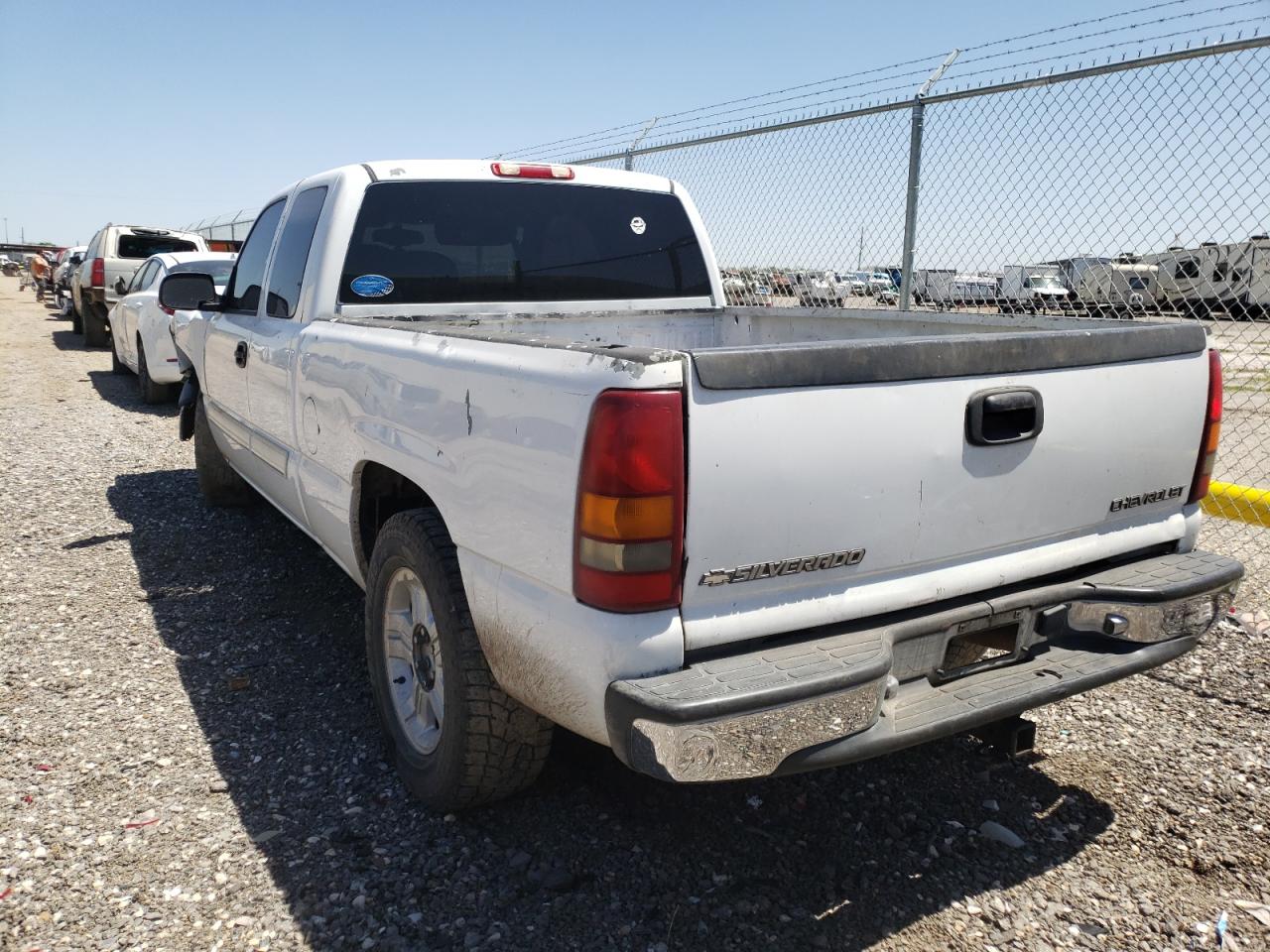 Photo 3 from auction – 2003 CHEVROLET SILVERADO with VIN 2GCEC19V831382658