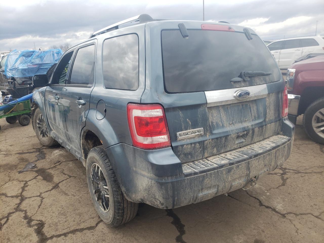 Photo 3 from auction – 2010 FORD ESCAPE LIM with VIN 1FMCU9EG1AKB91067