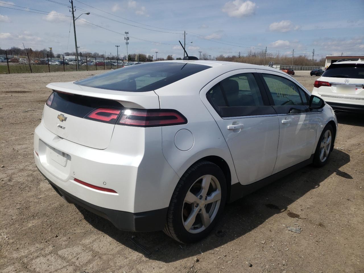 Photo 4 from auction – 2015 CHEVROLET VOLT with VIN 1G1RB6E49FU109759