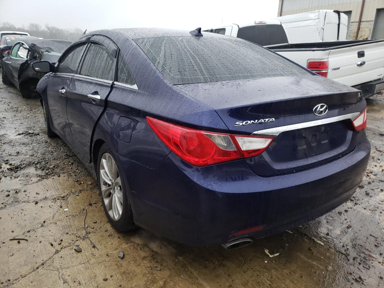 Photo 3 from auction – 2013 HYUNDAI SONATA SE with VIN 5NPEC4AC9DH669311