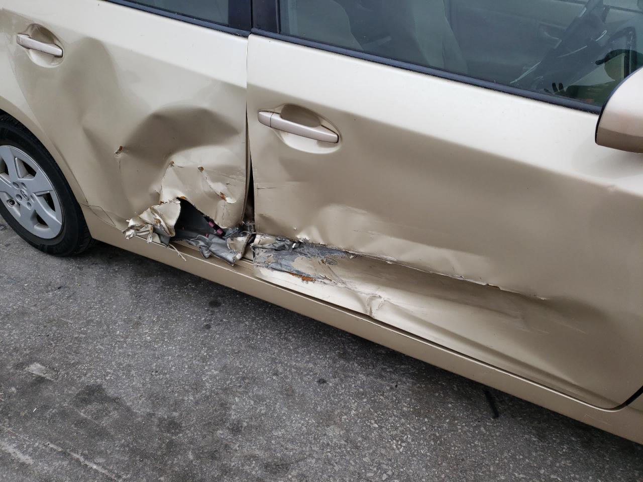 صورة رقم 9 من المزاد - 2011 TOYOTA PRIUS مع VIN JTDKN3DU2B1392484