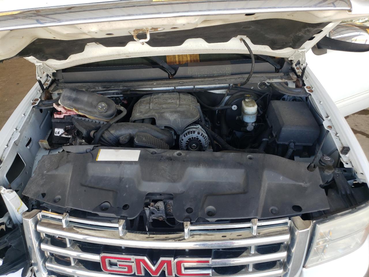Photo 7 from auction – 2007 GMC NEW SIERRA with VIN 2GTEC13J571548016