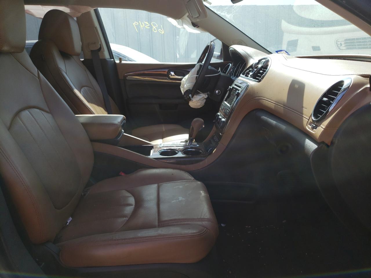 Photo 19 from auction – 2017 BUICK ENCLAVE with VIN 5GAKRBKD1HJ298656