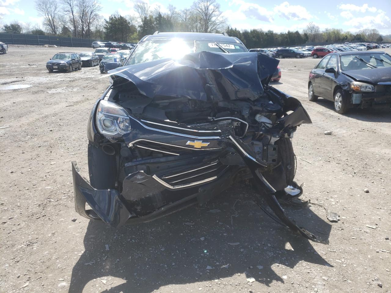 Photo 9 from auction – 2017 CHEVROLET EQUINOX LT with VIN 2GNFLFE36H6230093