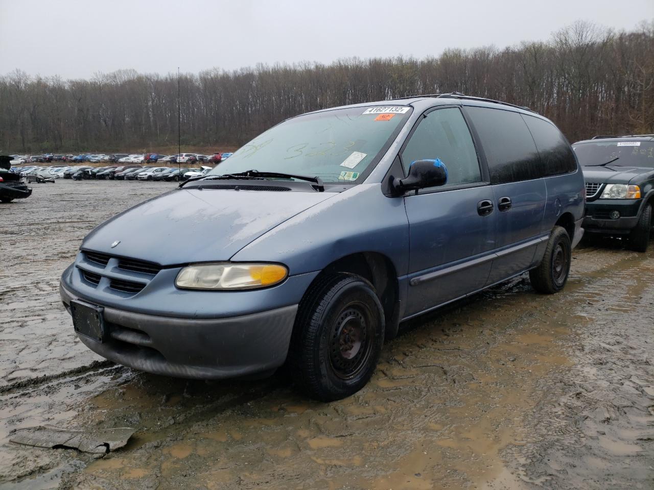 Photo 2 from auction – 1996 DODGE GRAND CARA with VIN 2B4GP2430TR822279