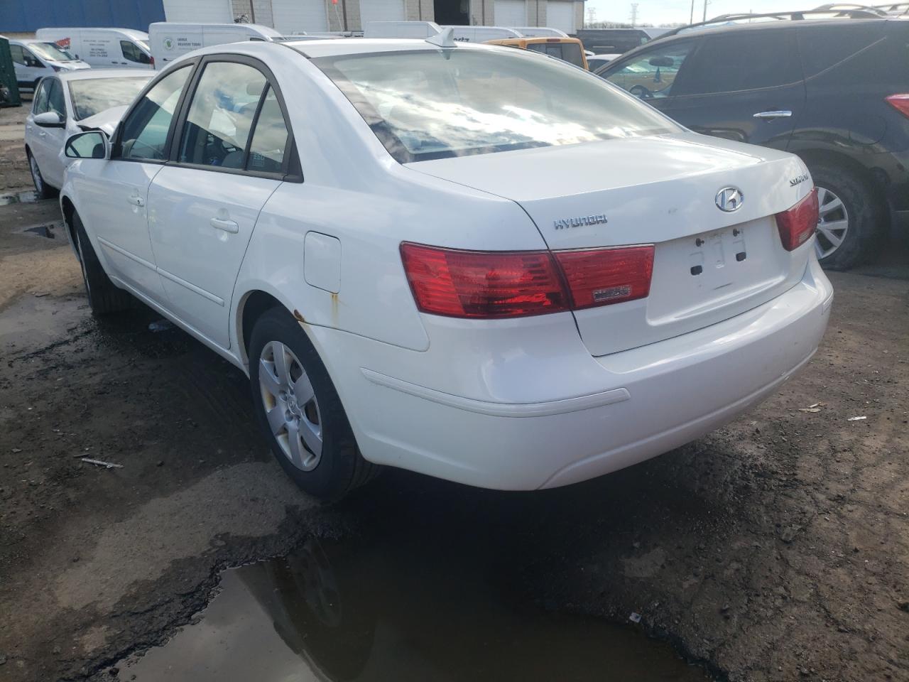 Photo 3 from auction – 2009 HYUNDAI SONATA GLS with VIN 5NPET46C79H466465