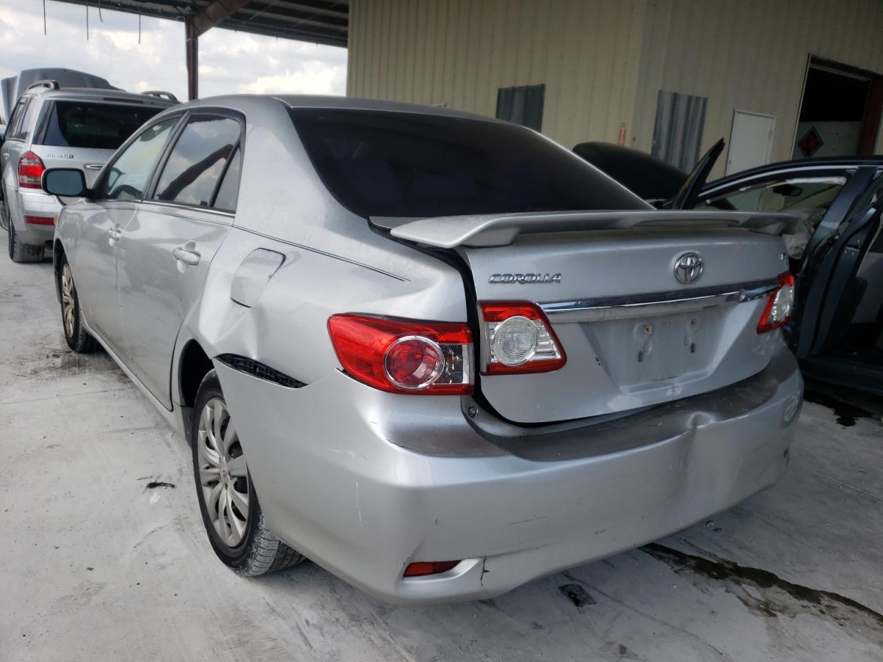 Foto 3 de la subasta – 2013 TOYOTA COROLLA BA con VIN 2T1BU4EE5DC041499