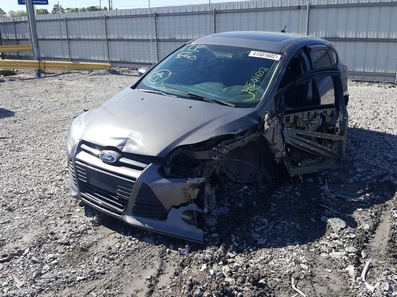 Photo 2 from auction – 2012 FORD FOCUS SE with VIN 1FAHP3K20CL464574