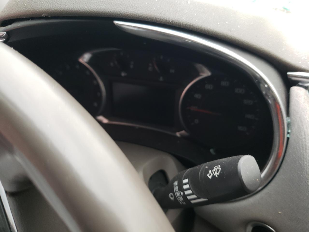 Photo 8 from auction – 2018 CHEVROLET MALIBU LT with VIN 1G1ZD5ST7JF233994