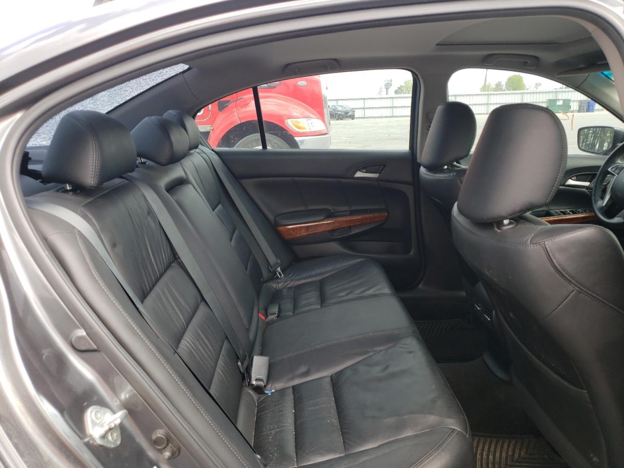 Photo 6 from auction – 2011 HONDA ACCORD EXL with VIN 1HGCP3F83BA030535