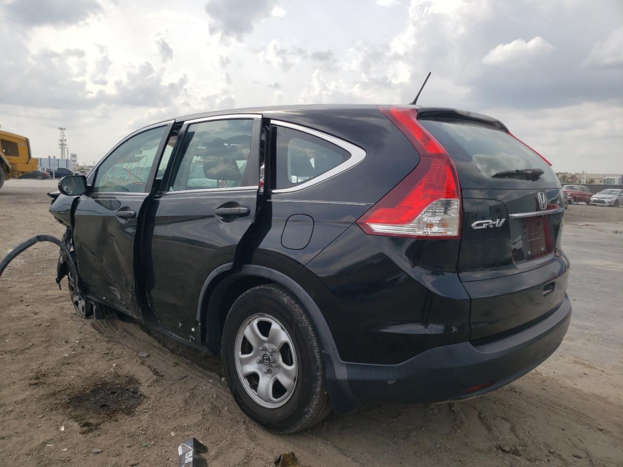 Photo 3 from auction – 2014 HONDA CR-V LX with VIN 3CZRM3H30EG717149