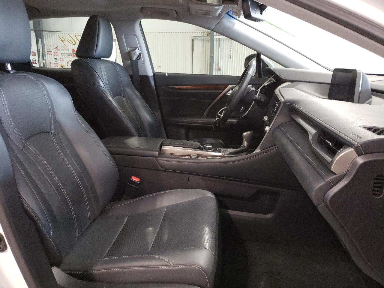 Photo 5 from auction – 2017 LEXUS RX 350 BAS with VIN 2T2BZMCA6HC090696