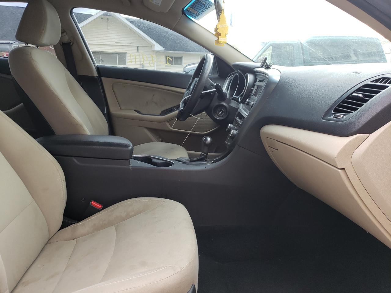 Photo 5 from auction – 2015 KIA OPTIMA LX with VIN 5XXGM4A75FG447162