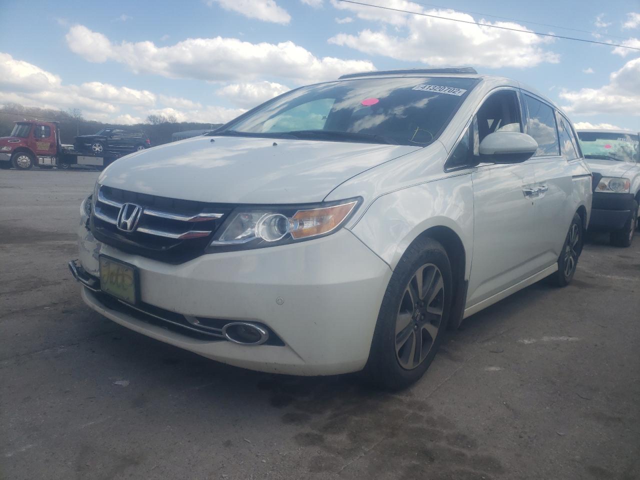 Photo 15 from auction – 2014 HONDA ODYSSEY TO with VIN 5FNRL5H90EB044717