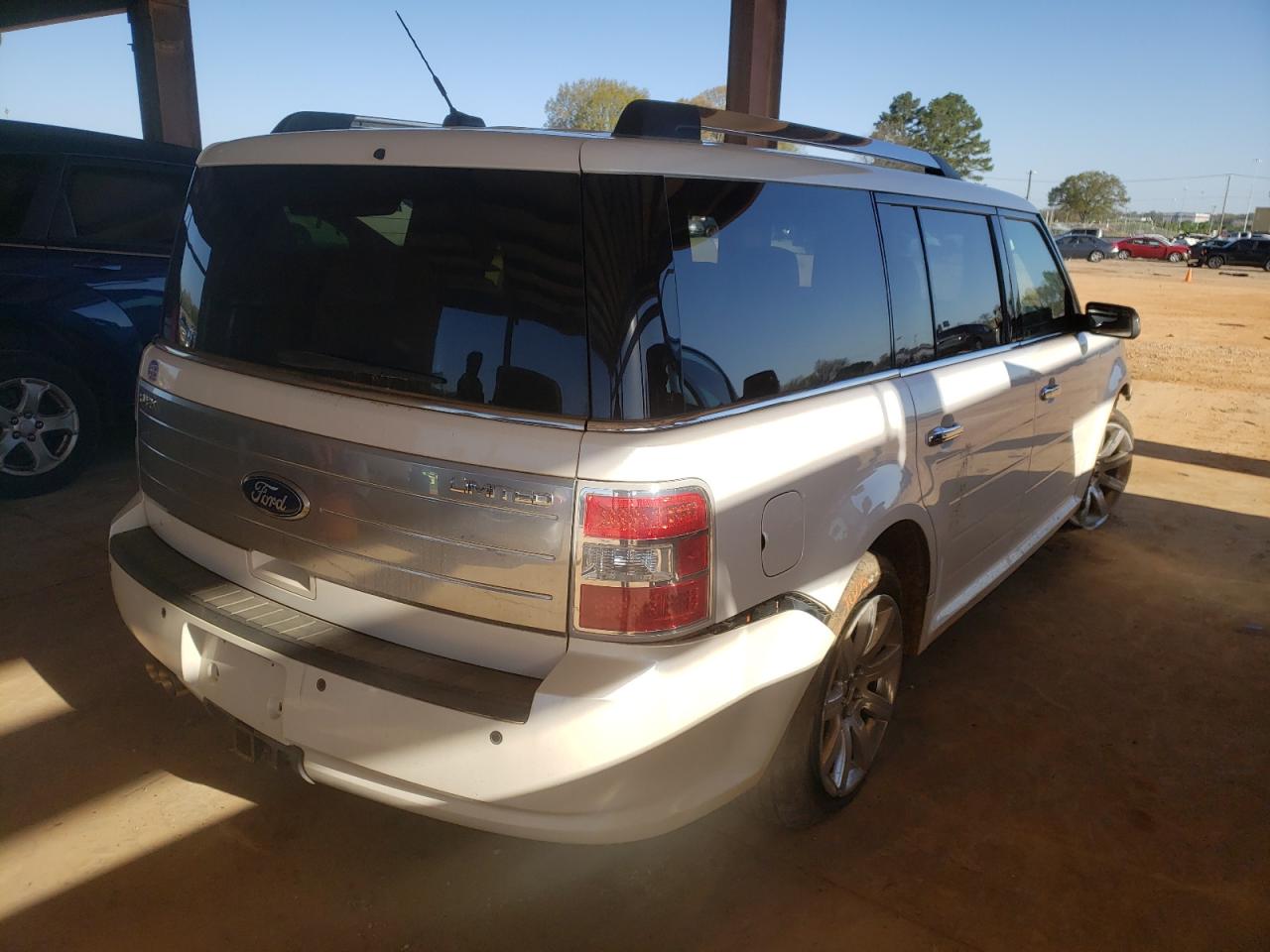 Photo 4 from auction – 2012 FORD FLEX LIMIT with VIN 2FMGK5DC2CBD18193