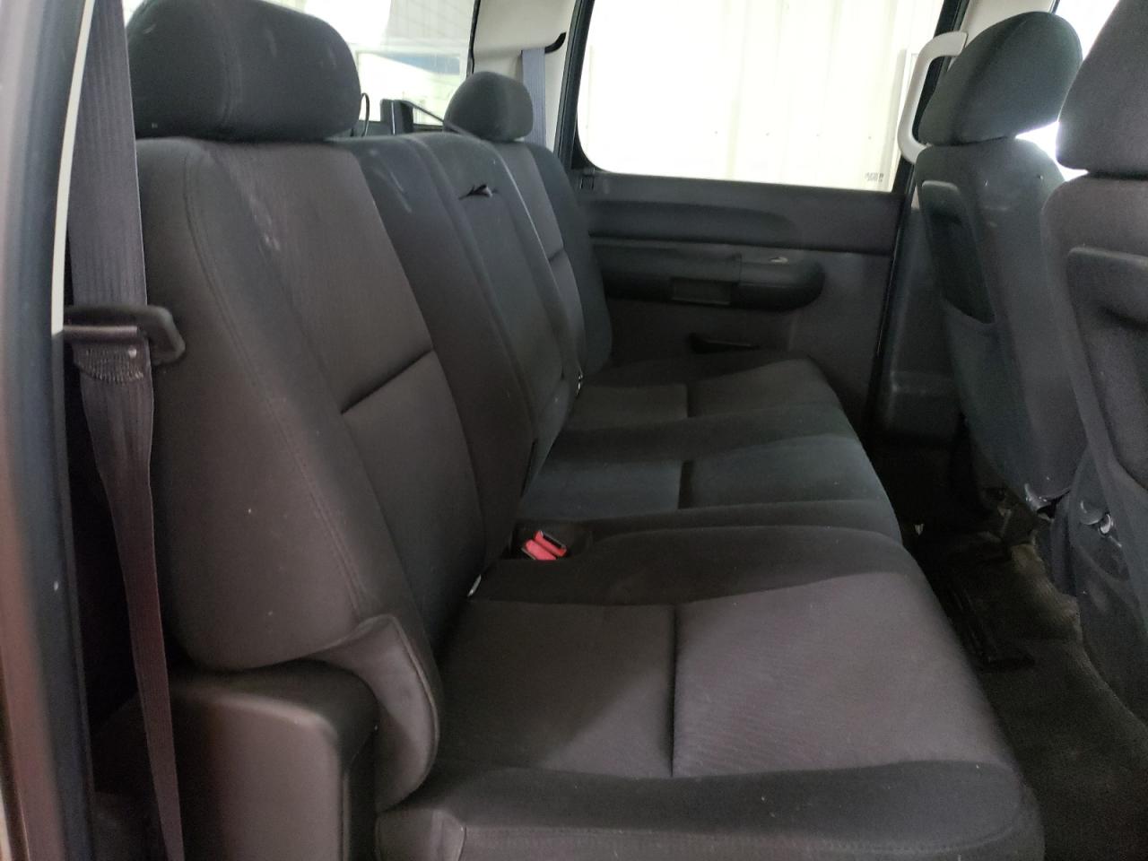 Photo 6 from auction – 2012 GMC SIERRA K25 with VIN 1GT120C83CF134115