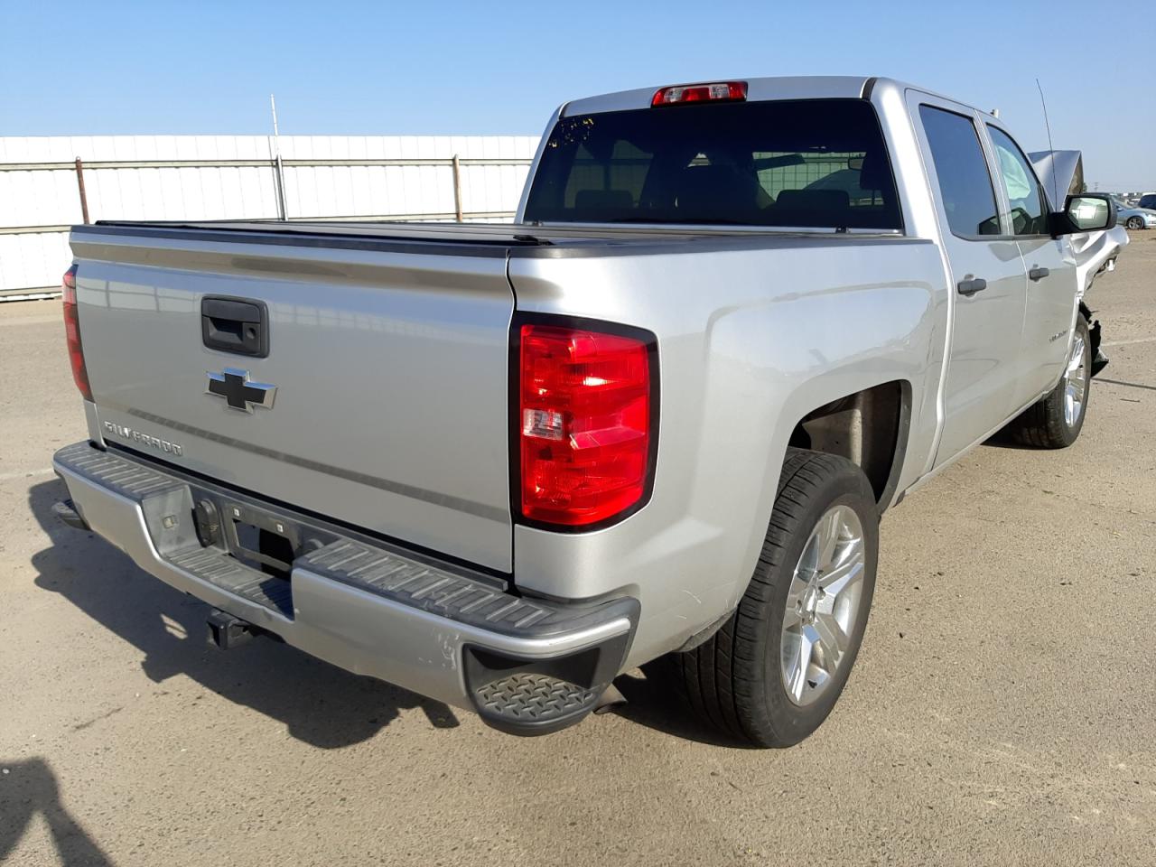 Photo 4 from auction – 2018 CHEVROLET SILVRDO LT with VIN 3GCPCPEC5JG242183