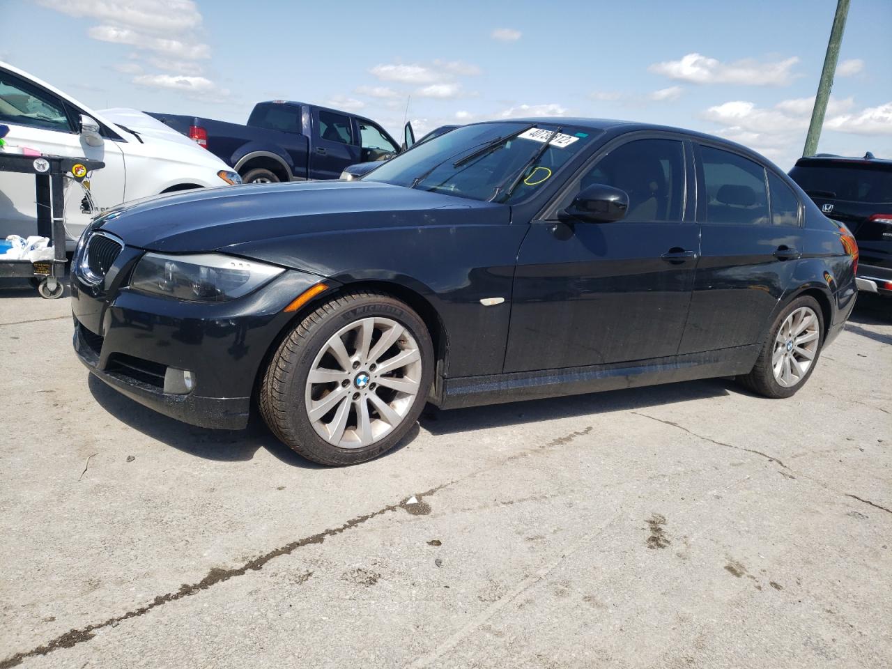 Photo 9 from auction – 2011 BMW 328 I with VIN WBAPH7C57BE461058