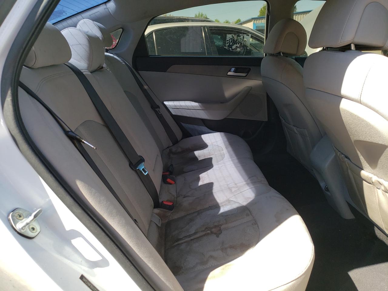 Photo 6 from auction – 2016 HYUNDAI SONATA SE with VIN 5NPE24AF8GH287515