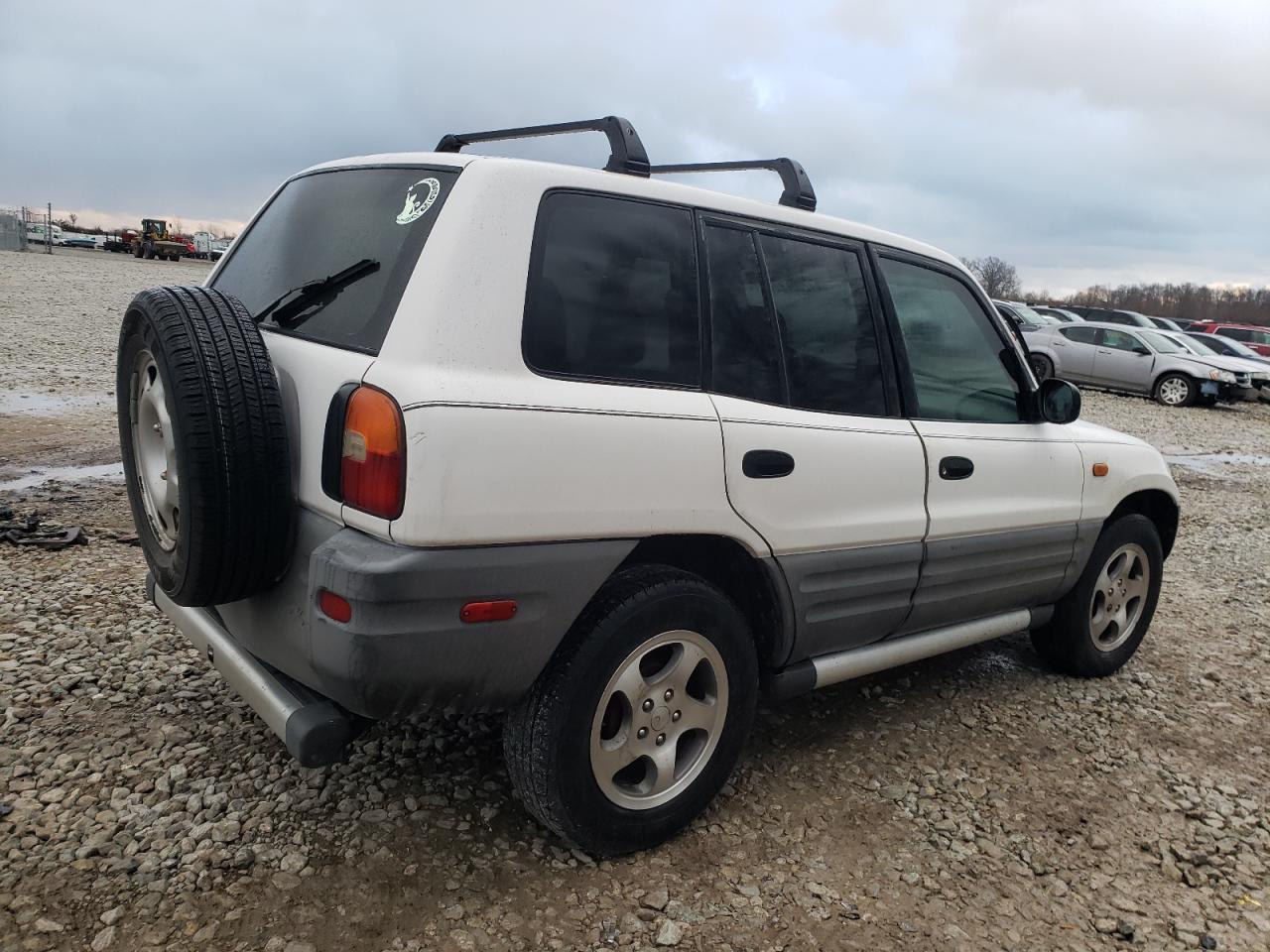 Photo 4 from auction – 1997 TOYOTA RAV4 with VIN JT3GP10V5V7021148