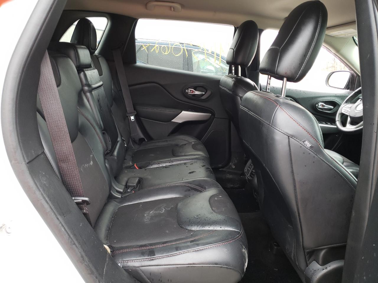 Photo 6 from auction – 2017 JEEP CHEROKEE T with VIN 1C4PJMBS1HW590672