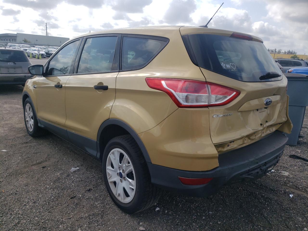 Photo 3 from auction – 2014 FORD ESCAPE S with VIN 1FMCU0F74EUC16631