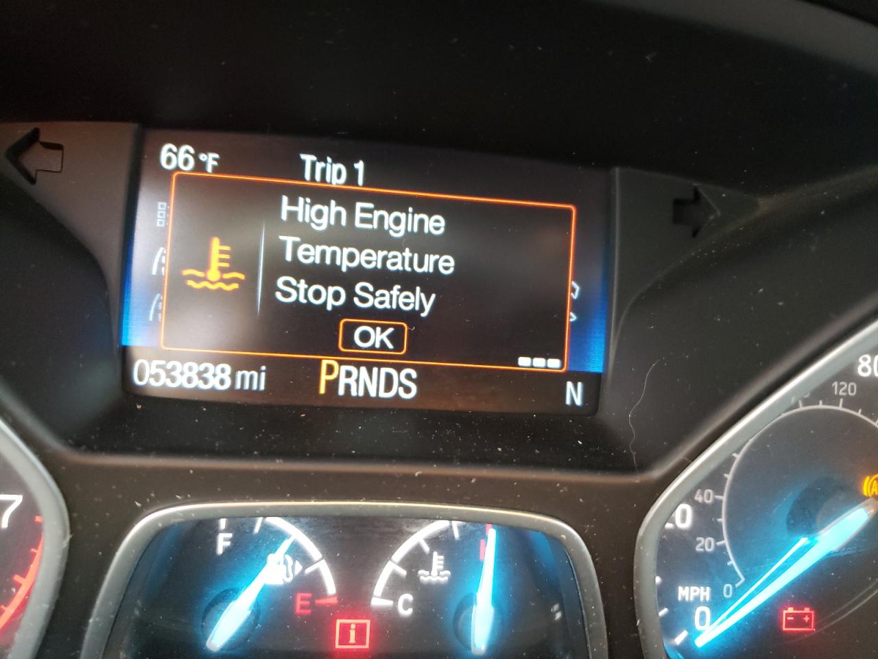 Photo 8 from auction – 2018 FORD ESCAPE SEL with VIN 1FMCU9HD2JUB87664