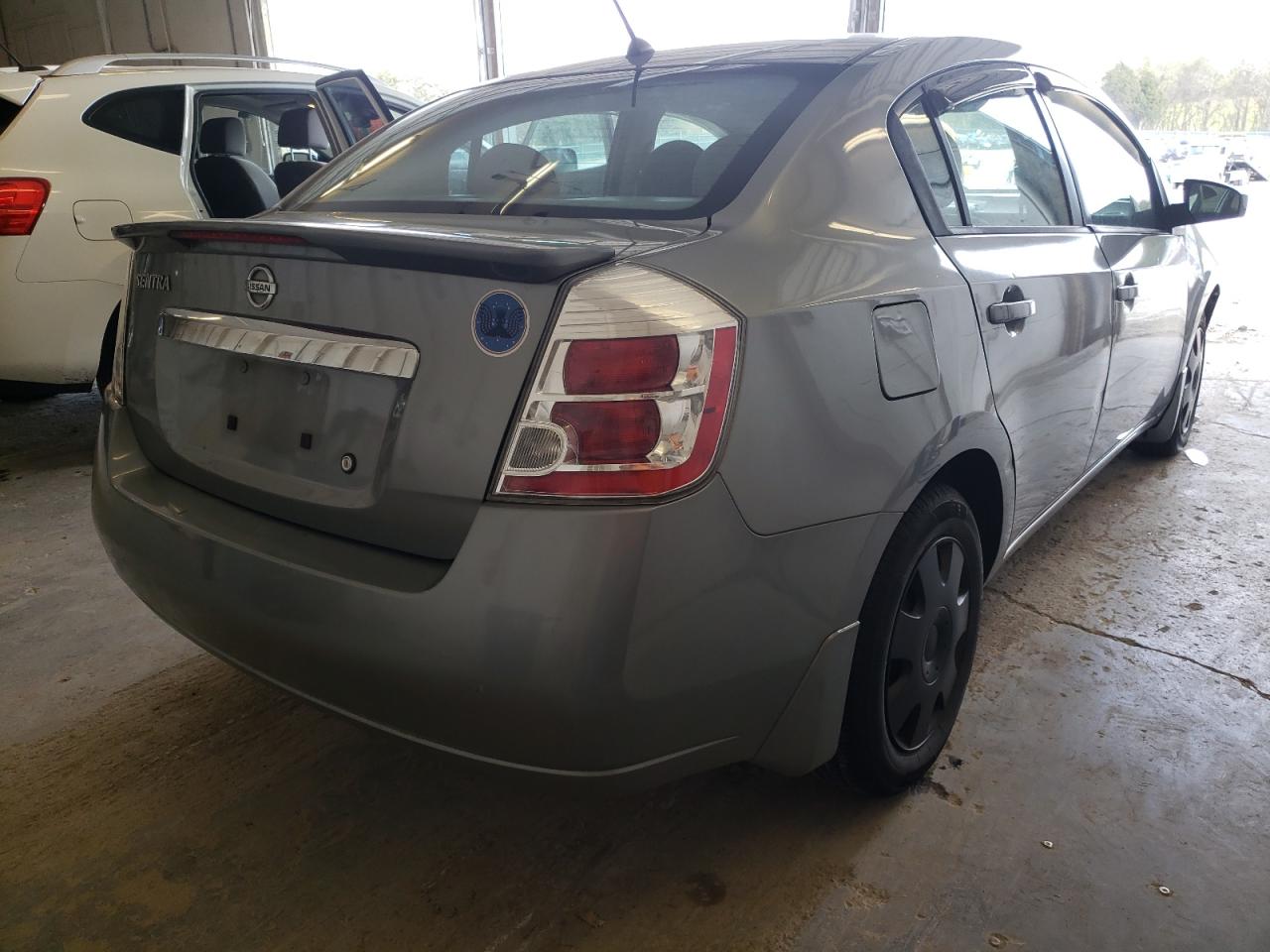 Photo 4 from auction – 2011 NISSAN SENTRA 2.0 with VIN 3N1AB6AP1BL705279