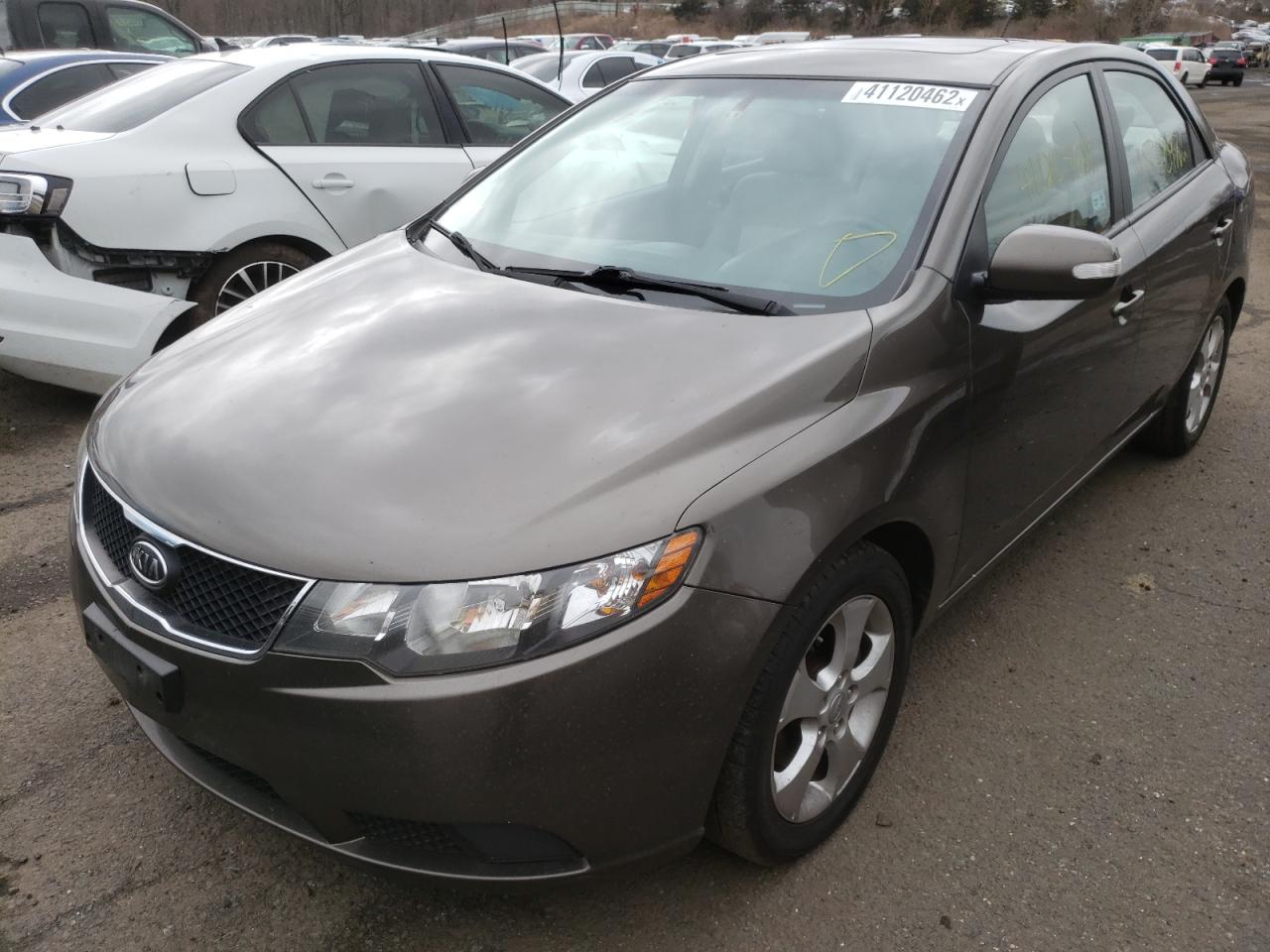 Photo 2 from auction – 2010 KIA FORTE EX with VIN KNAFU4A27A5221456