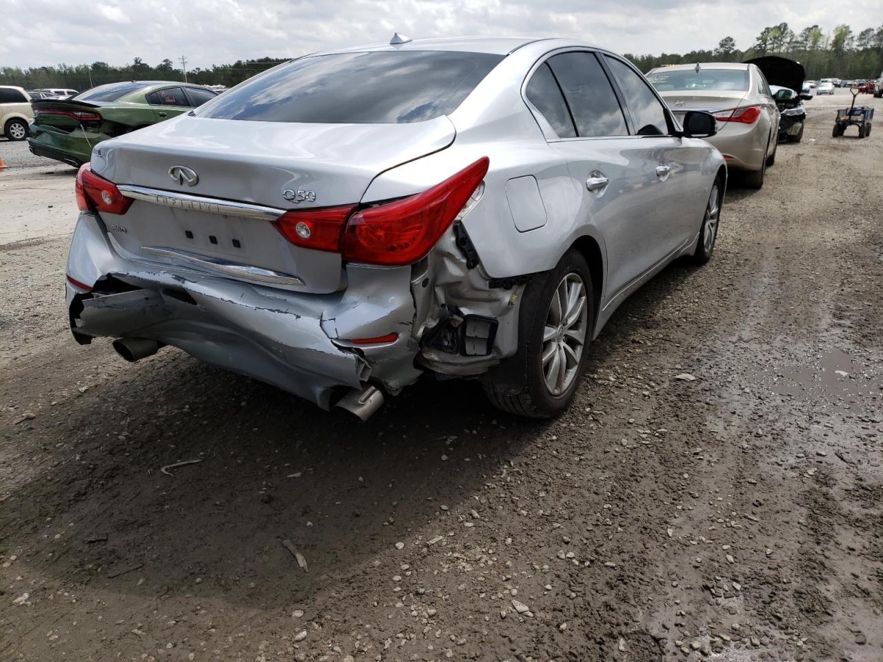 Photo 4 from auction – 2015 INFINITI Q50 BASE with VIN JN1BV7AR0FM417817