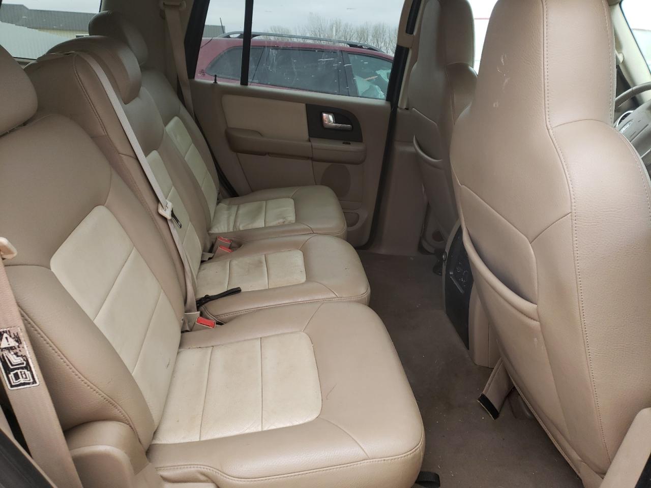 Photo 6 from auction – 2004 FORD EXPEDITION with VIN 1FMFU18L64LA58603