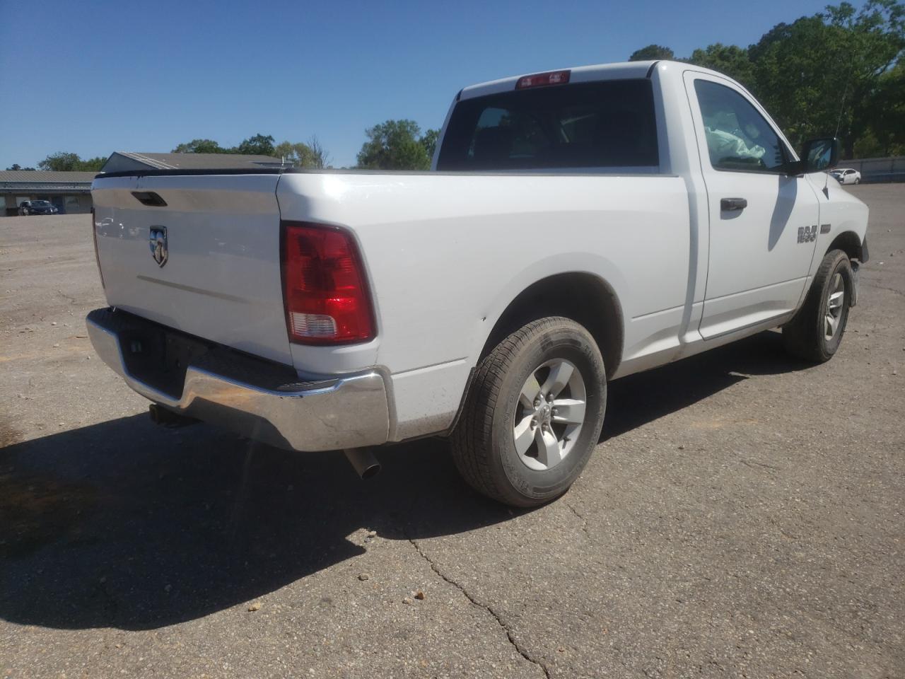 Photo 4 from auction – 2018 RAM 1500 ST with VIN 3C6JR6AT4JG158223