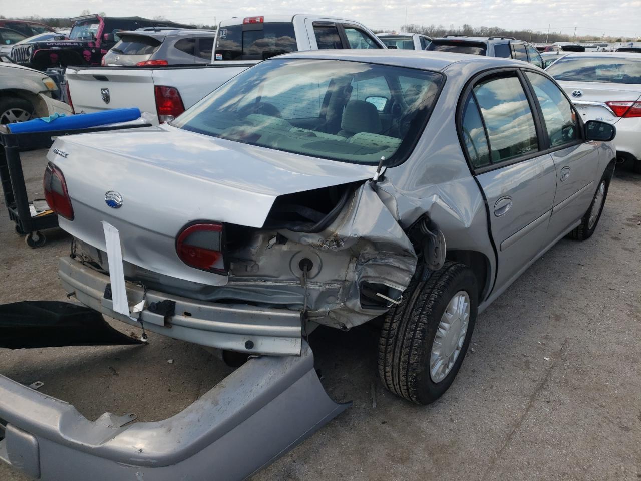 Photo 4 from auction – 2000 CHEVROLET MALIBU with VIN 1G1ND52J8Y6132552