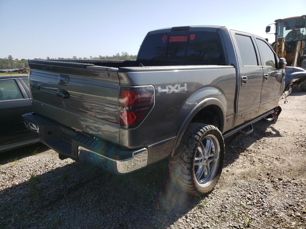 Photo 4 from auction – 2011 FORD F150 SUPER with VIN 1FTFW1EFXBFD41157