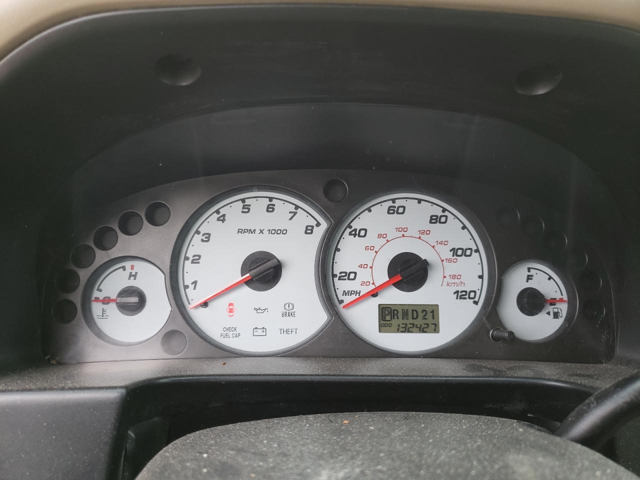 Photo 8 from auction – 2003 FORD ESCAPE LIM with VIN 1FMCU94143KA11290