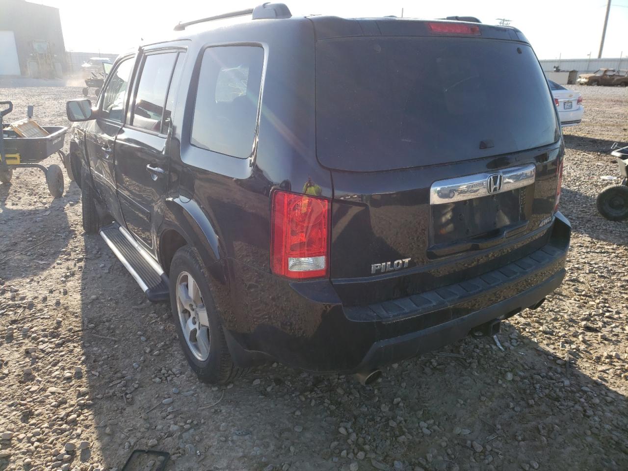 Photo 3 from auction – 2010 HONDA PILOT EXL with VIN 5FNYF4H55AB023253