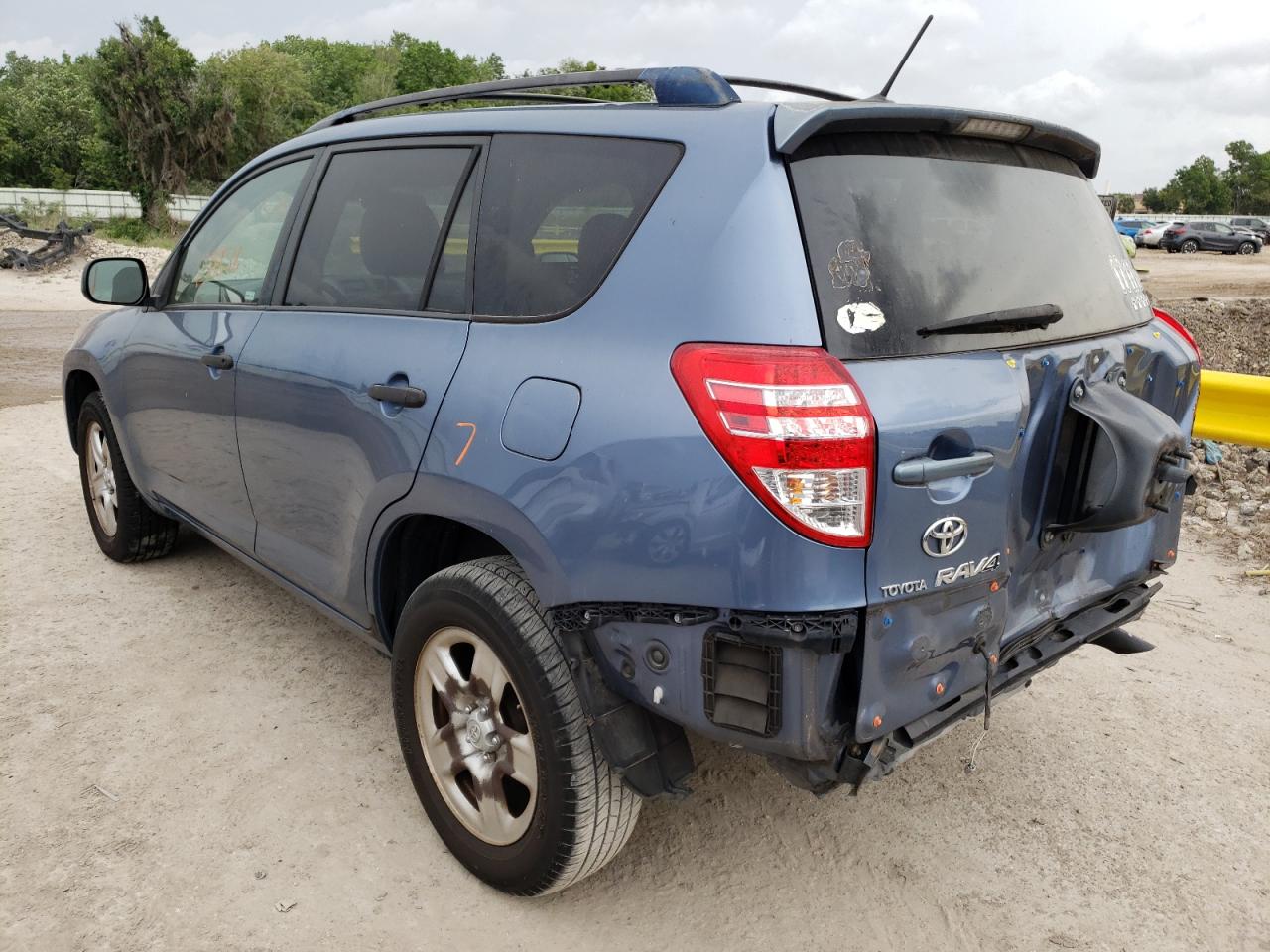 Photo 3 from auction – 2010 TOYOTA RAV4 with VIN JTMKF4DV2A5021330