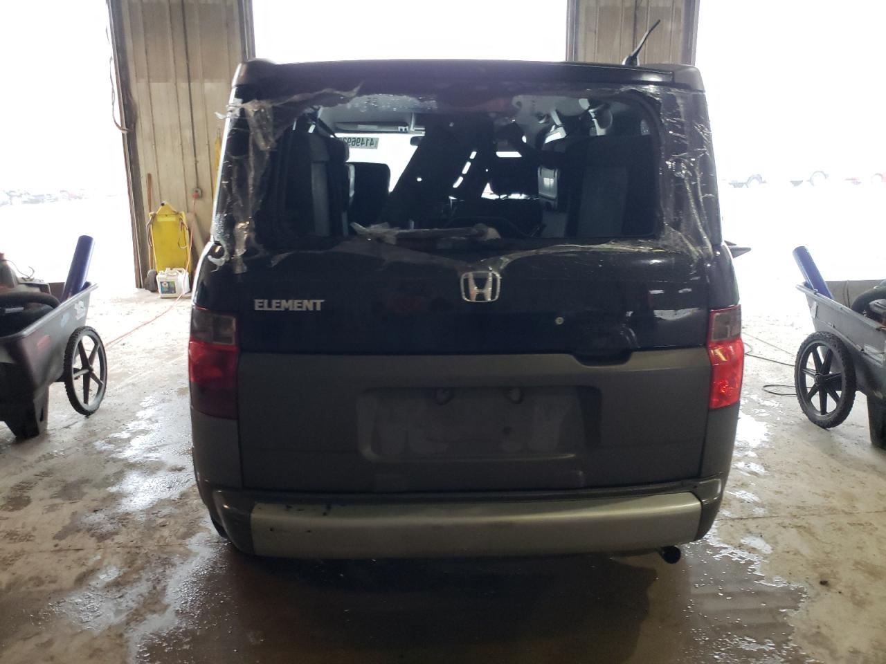 Foto 9 de la subasta – 2003 HONDA ELEMENT EX con VIN 5J6YH28533L024829
