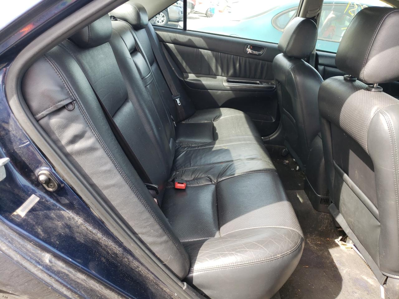Photo 6 from auction – 2002 TOYOTA CAMRY LE with VIN 4T1BF30KX2U506095