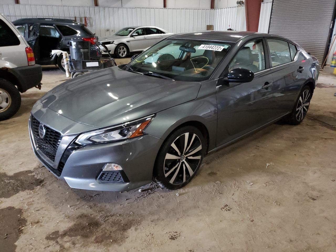 Photo 2 from auction – 2019 NISSAN ALTIMA SR with VIN 1N4BL4CV4KC165359