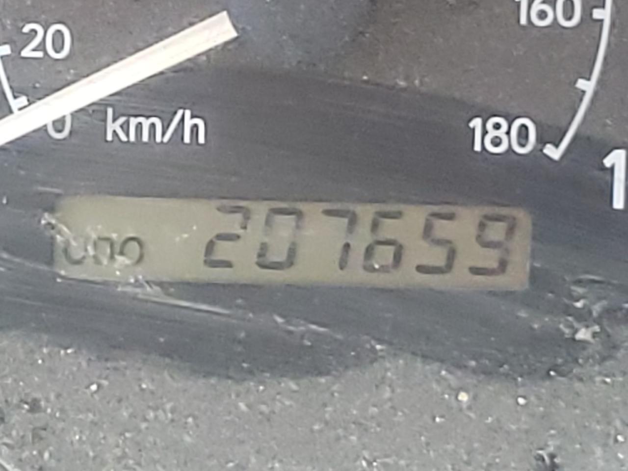 Photo 8 from auction – 1999 TOYOTA COROLLA VE with VIN 2T1BR12E4XC244991