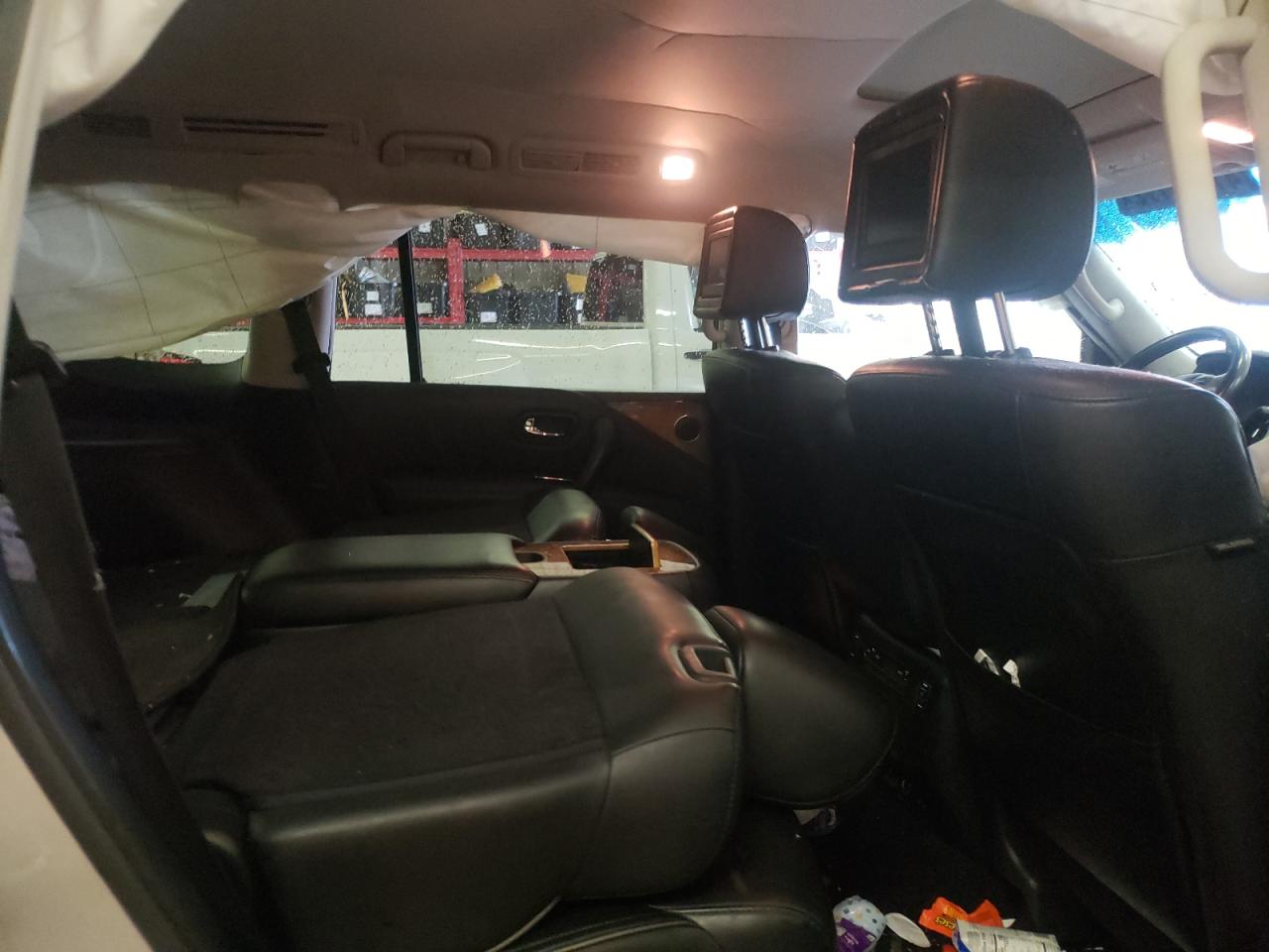 Photo 6 from auction – 2011 INFINITI QX56 with VIN JN8AZ2NEXB9004053