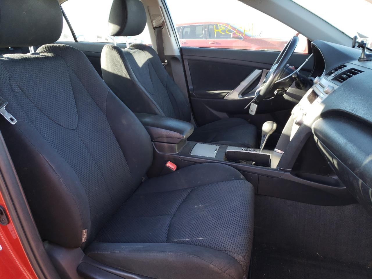 Photo 5 from auction – 2010 TOYOTA CAMRY BASE with VIN 4T1BF3EK2AU062900