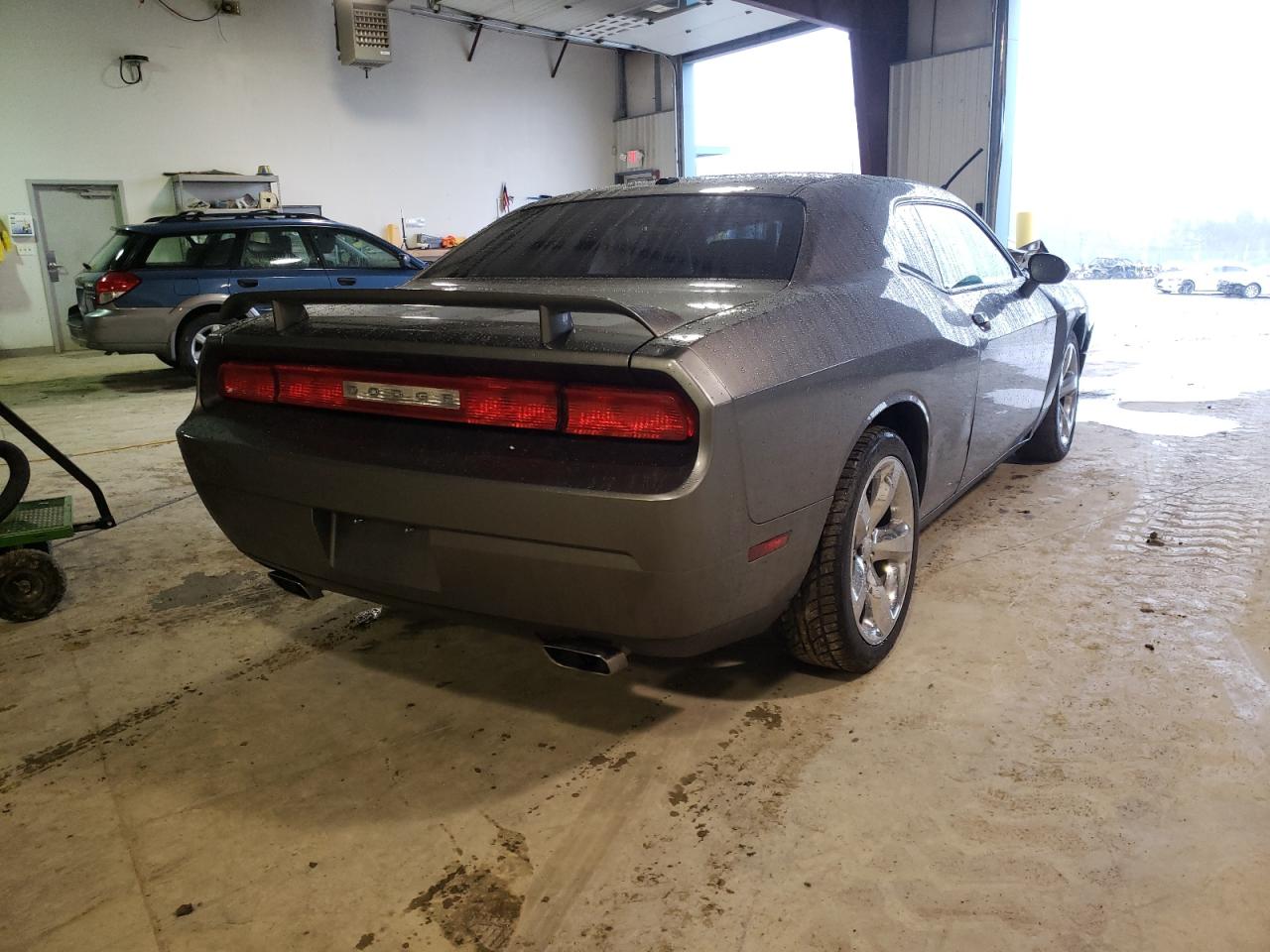 Photo 4 from auction – 2011 DODGE CHALLENGER with VIN 2B3CJ5DT9BH596382